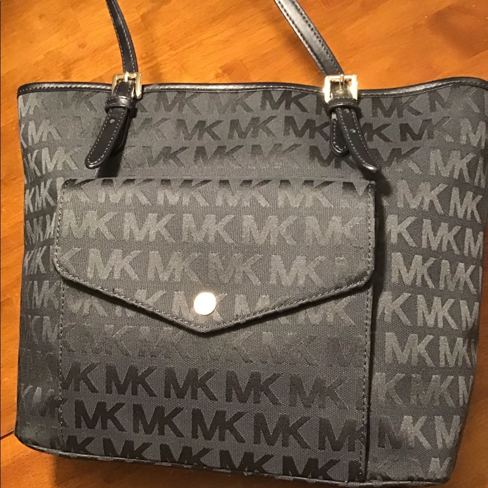 Michael Kors Tote